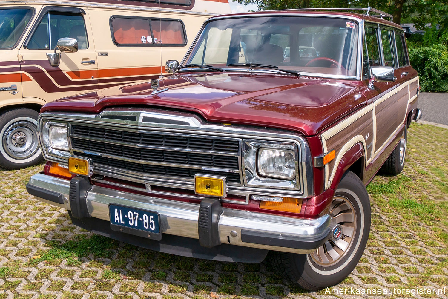 Jeep Grand Wagoneer uit 1986